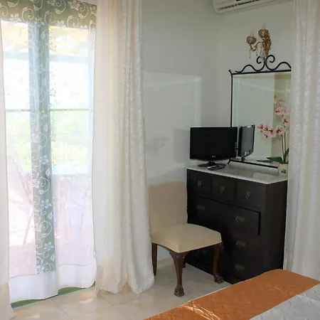 Monambeles Villas Svoronata Exterior photo