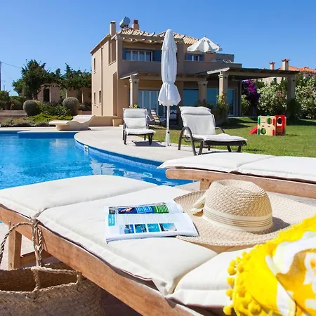 Monambeles Villas Svoronata Exterior photo