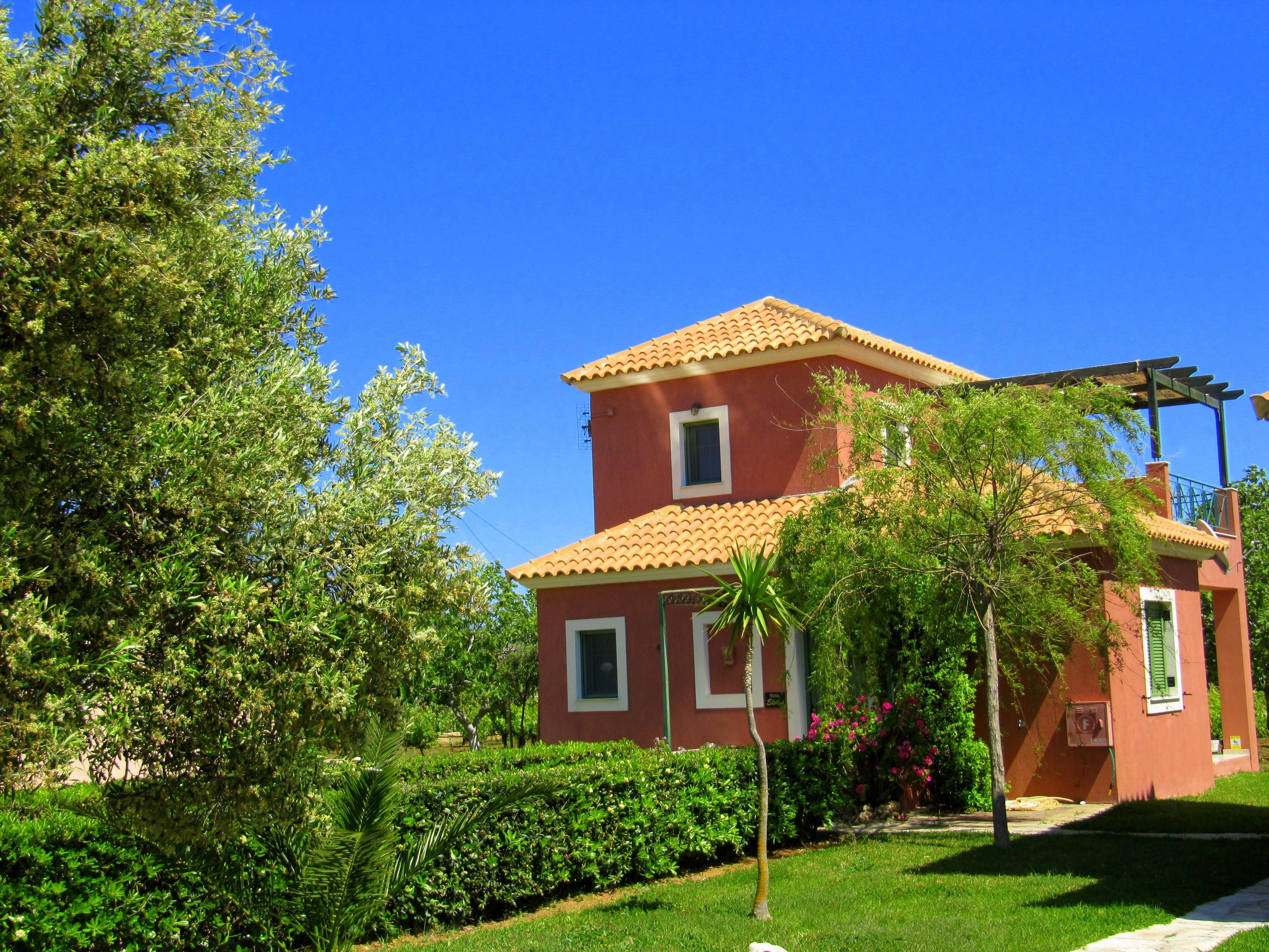 Monambeles * Svoronata