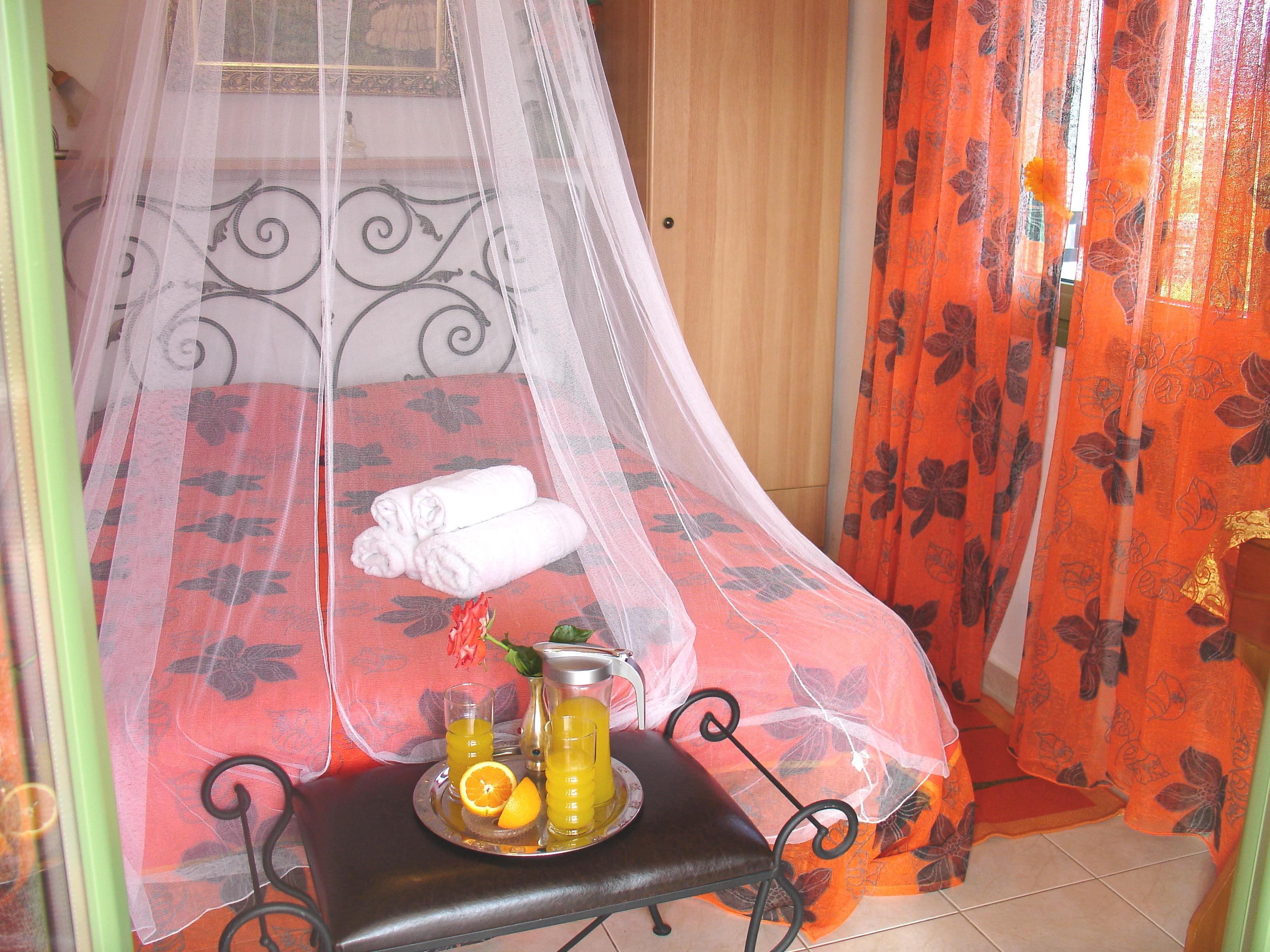 Monambeles Villa *