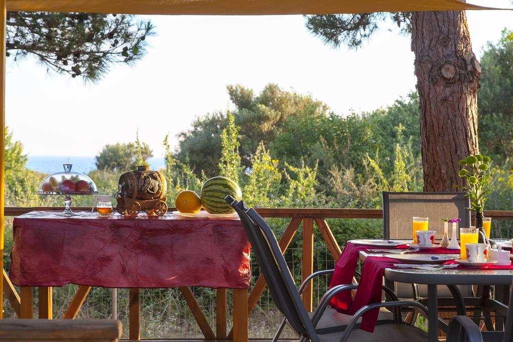 Villa Monambeles *